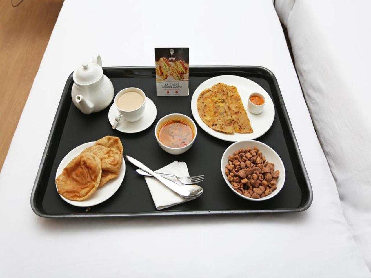 Oyo 19638 Hotel Jay Continental Алмора Екстериор снимка