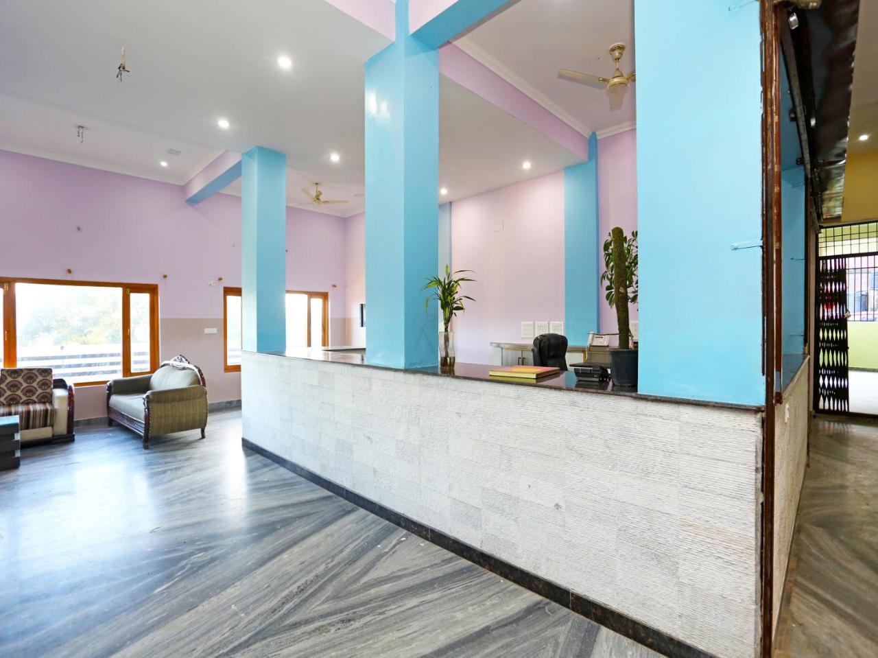 Oyo 19638 Hotel Jay Continental Алмора Екстериор снимка