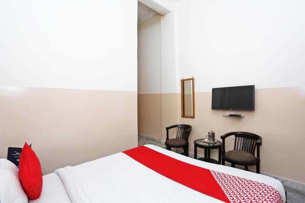 Oyo 19638 Hotel Jay Continental Алмора Екстериор снимка