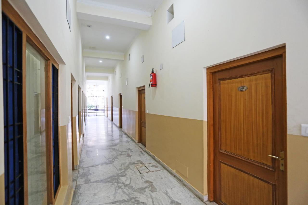 Oyo 19638 Hotel Jay Continental Алмора Екстериор снимка