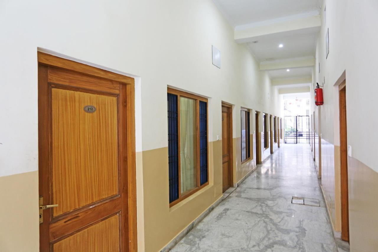 Oyo 19638 Hotel Jay Continental Алмора Екстериор снимка