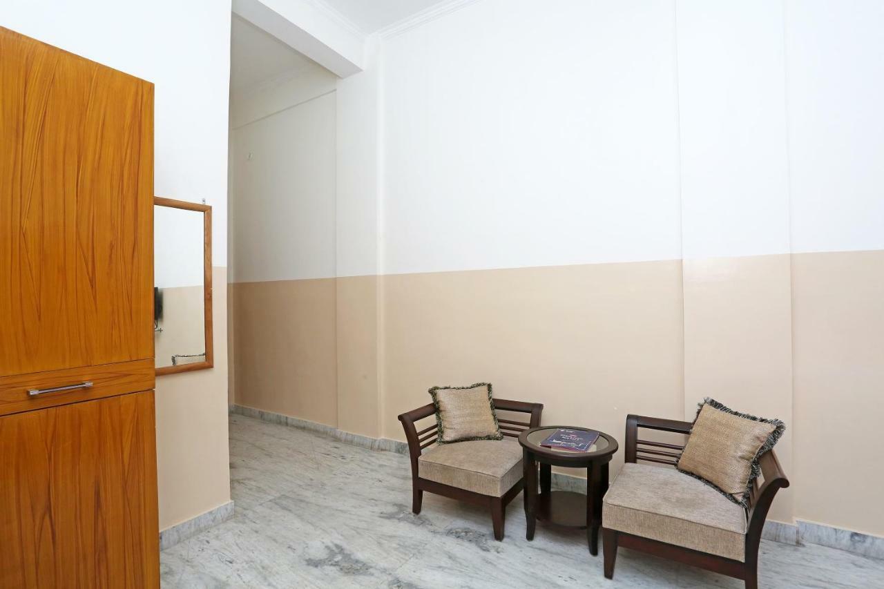 Oyo 19638 Hotel Jay Continental Алмора Екстериор снимка