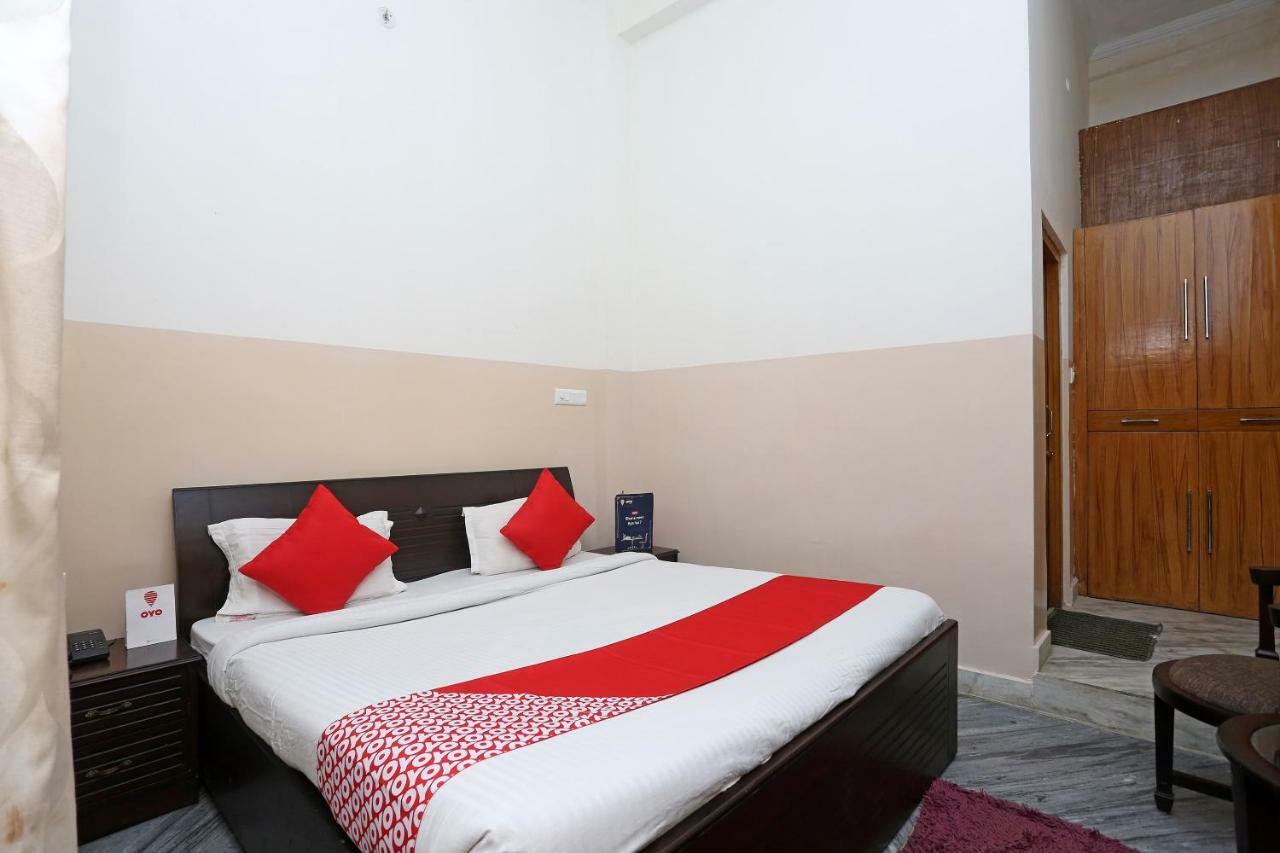 Oyo 19638 Hotel Jay Continental Алмора Екстериор снимка