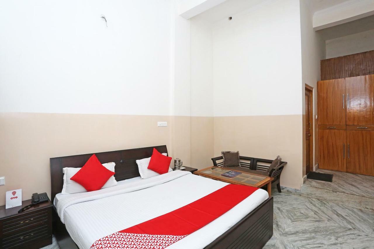 Oyo 19638 Hotel Jay Continental Алмора Екстериор снимка